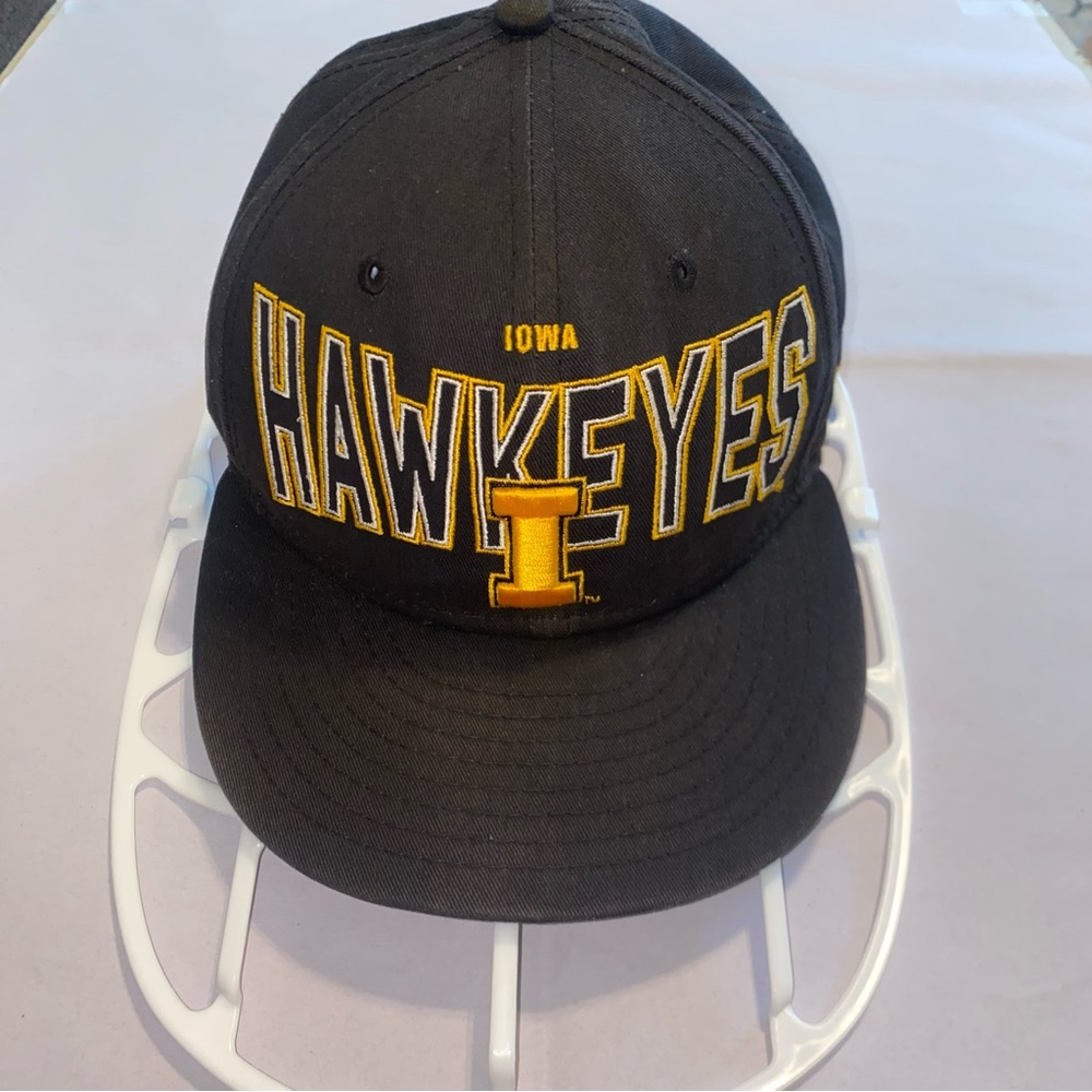 Iowa Hawkeyes New Era Snapback, 9fifty, Medium-Large, Black Flat Brim, Hat, Cap